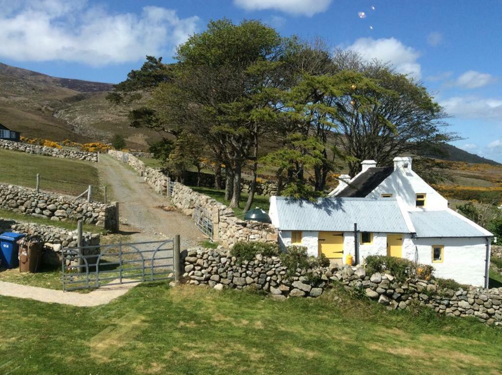 Stunning Views At Ballagh Cottage Newcastle Newcastle  Exteriör bild